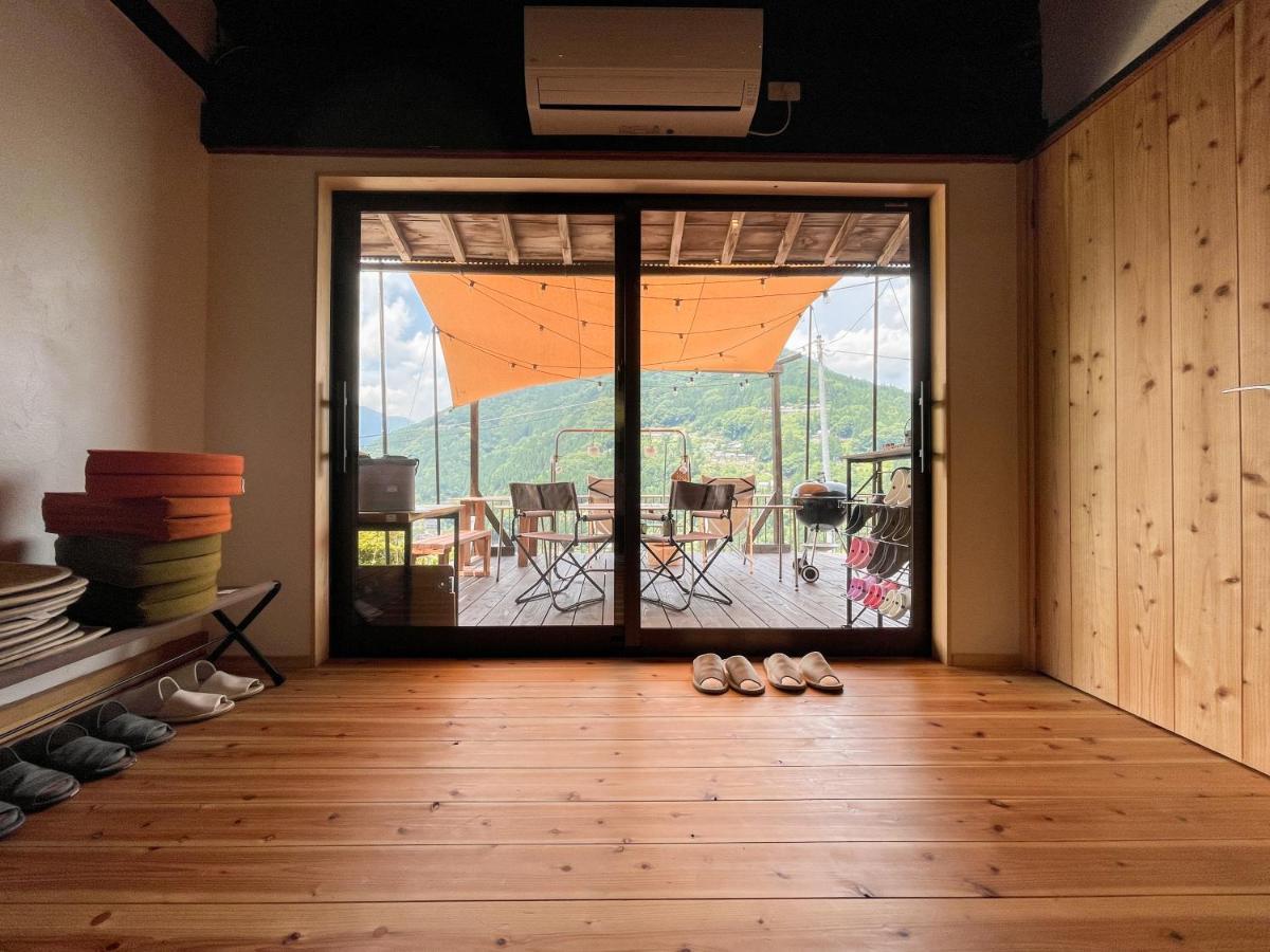 古民家グランピングmatoba Hotel Miyoshi  Exterior photo